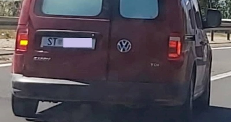 Netko je na brzoj cesti kod Splita snimio šokantan prizor, pogledajte što izvode ovi genijalci