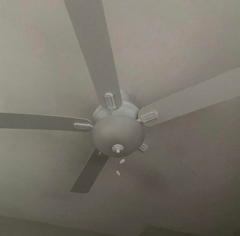 14. Izgleda kao da ovom ventilatoru fali jedan dio