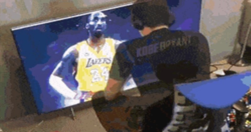 Pogledajte što je ovaj kreativac napravio s Rubikovim kockama kako bi odao počast Kobeu Bryantu