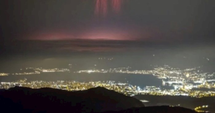 Netko je kod Splita snimio rijedak svjetlosni fenomen koji bi vas na prvu mogao dobro prepasti