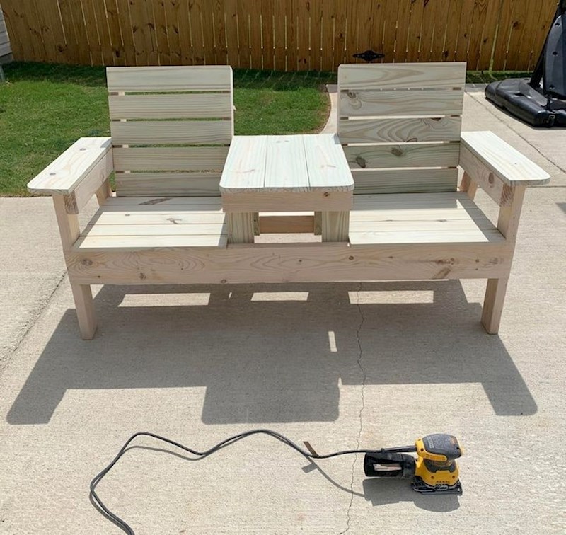 15. Napravio sam ove sjedalice za vrt.