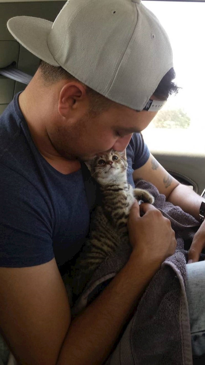 22. Koji zaljubljeni pogled...😍