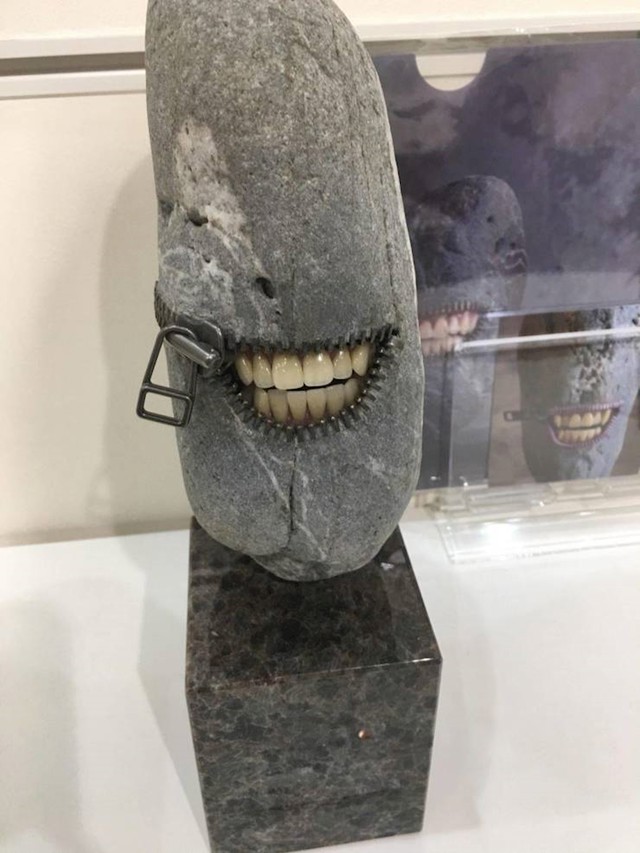 15. Ovo je pak najbizarnija skulptura ikad