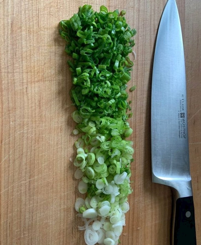 Savršeno nasjeckan luk.