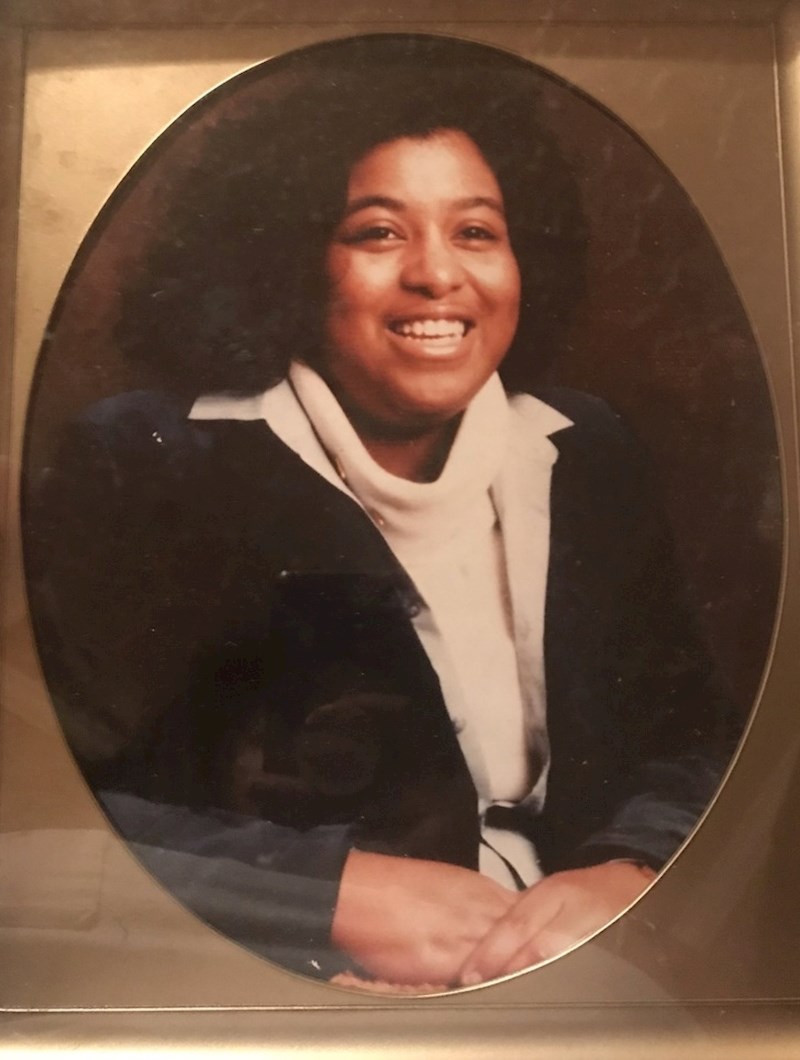 10. "Moja mama na prvi dan faksa. Ima 17 godina."