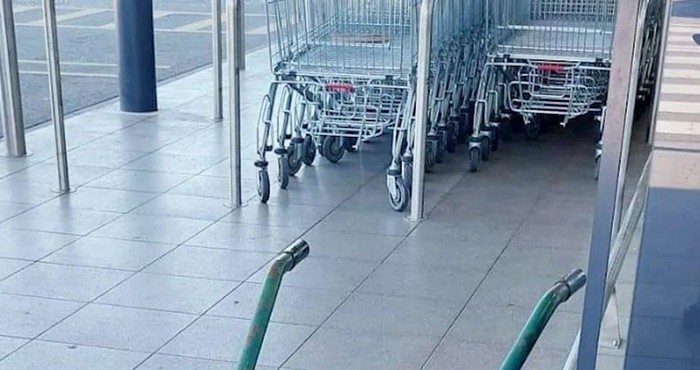 Netko je u Dalmaciji snimio urnebesan prizor, morate vidjeti što je tip vezao pred dućanom