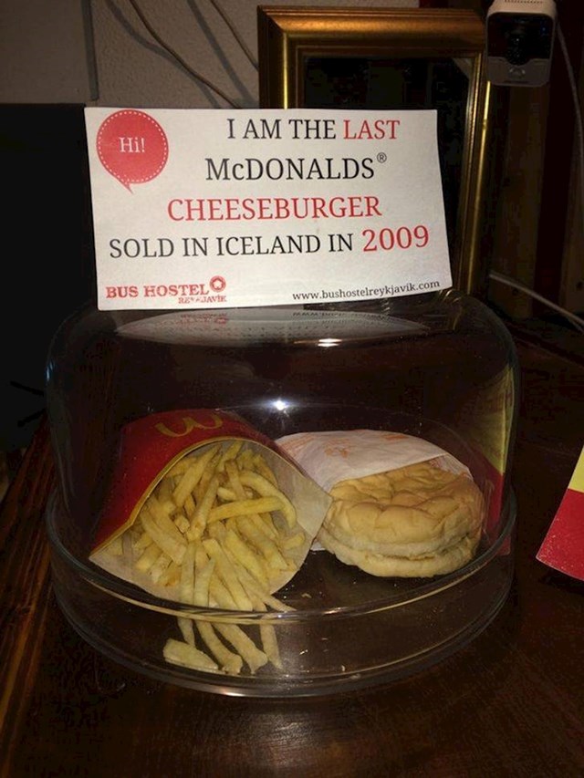 15. Na Islandu još od 2009. ne postoji McDonald'sov restoran.