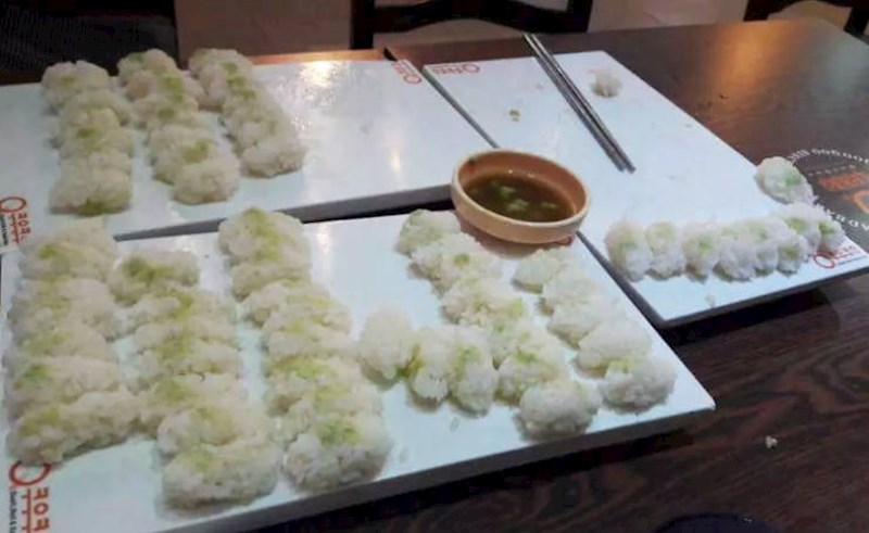 "Neki ljudi pojedu samo ribu iz sushija."