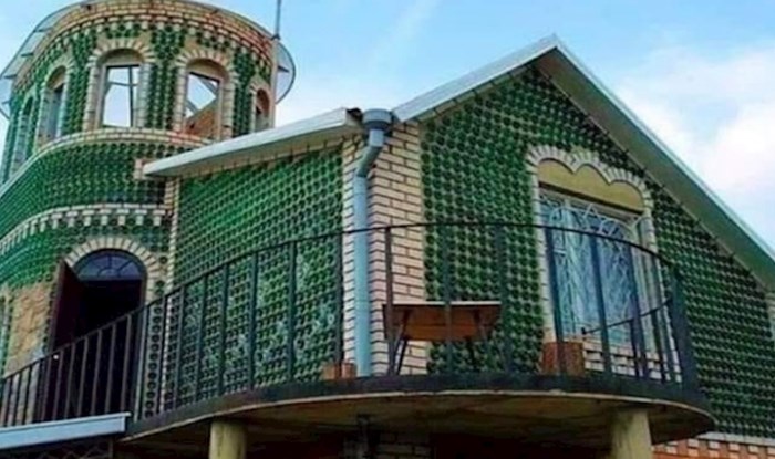 Penzioner iz Ukrajine htio je imati jedinstvenu kuću, nećete vjerovati kad vidite čime ju je ukrasio
