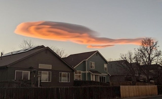 10. Oblak koji izgleda kao da je fotošopiran.