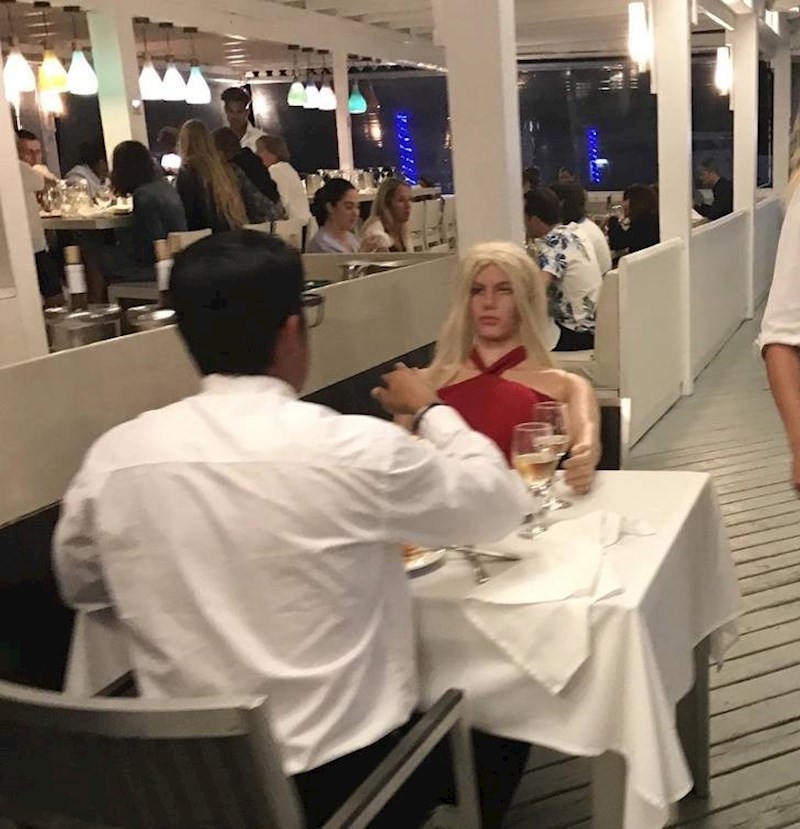 Poprilično čudan spoj...