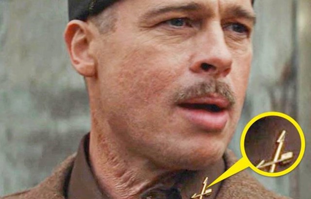 5. Brad Pitt u Nemilosrdnim gadovima nosi oznaku američkih specijalnih snaga na ovratniku. Specijalne snage američke vojske stvorene su tek 1952.,dakle oko 7 godina nakon završetka Drugoga svjetskog rata, tijekom kojeg se odvija radnja filma.