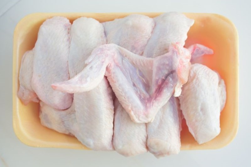 6. Oko piletine ne bi trebalo biti tekućine