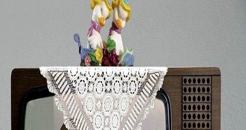 Voditelj iza malog ekrana kao da je znao što treba učiniti kako bi ga gledatelji vidjeli