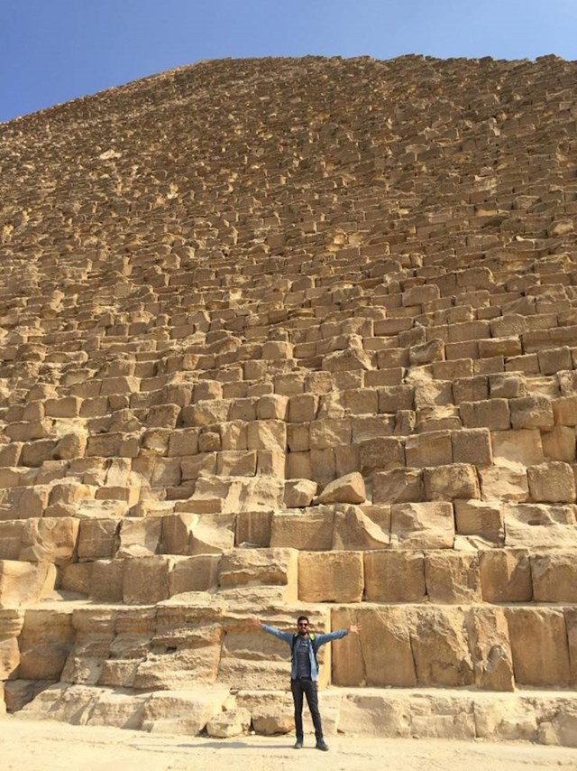 7. Piramida u Gizi je impozantne veličine