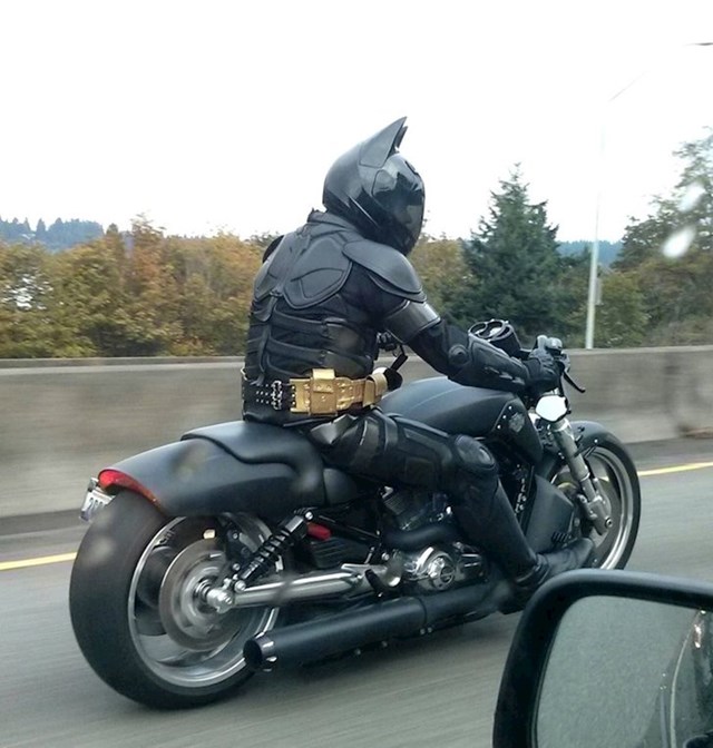 7. Batman viđen na autocesti