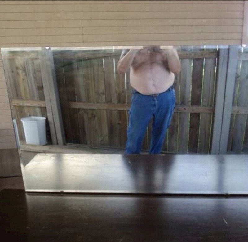 6. Ova fotka je bila naslovna fotka jednog oglasa za ogledalo...😂