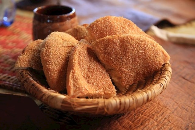 4. U Maroku ne smijete baciti kruh!