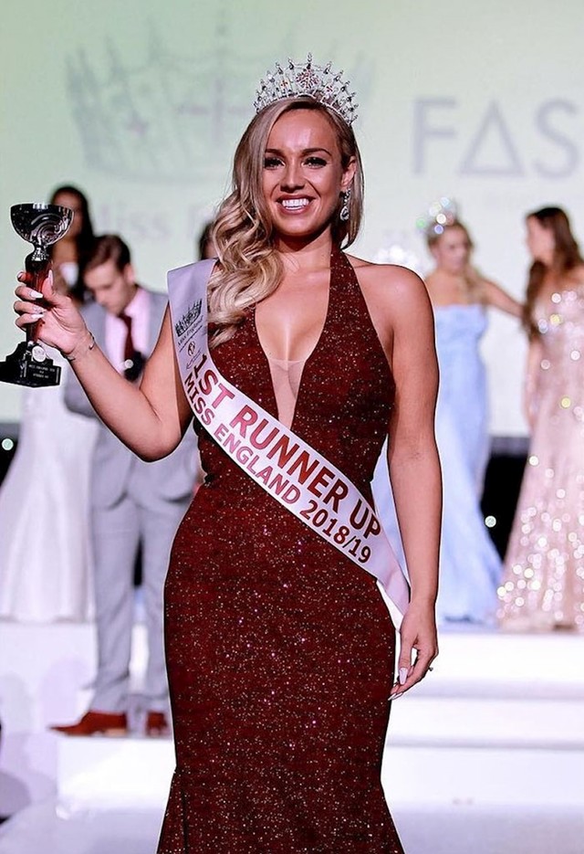 2018. bila je prva pratilja Miss Velike Britanije.