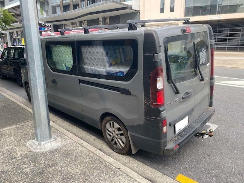 9. Još jedan genijalac koji se opskrbio toalet papirom.