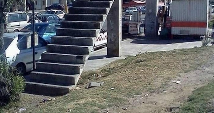 Ovako besmislene betonske stepenice sigurno niste nigdje vidjeli
