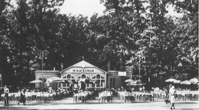 13. 1920-ih jedna od najpopularnijih restauracija u Zagrebu bila je u parku Maksimir.