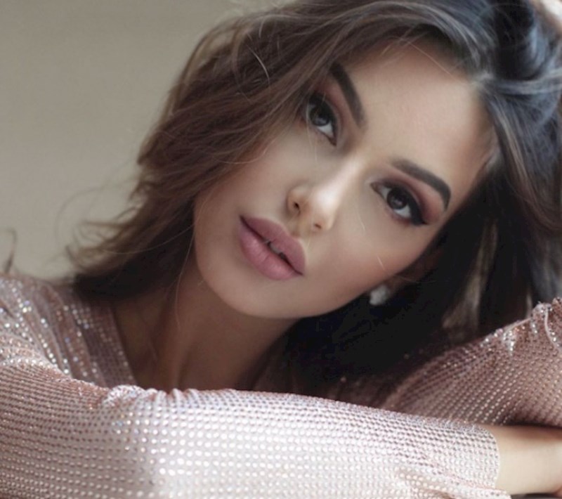 5. Bivši malezijski kralj, Muhammad V.,oženio se ruskom ljepoticom i abdicirao s prijestolja.