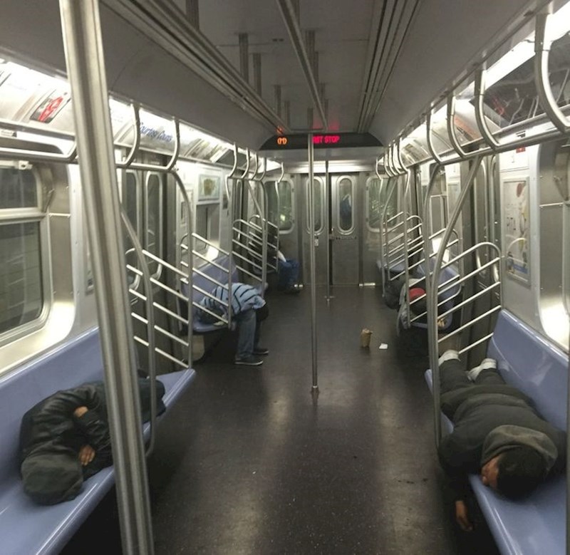 9. Ovo je jedan jako tih vagon