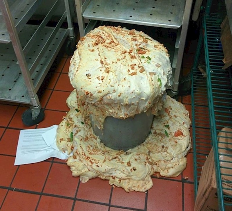 19. "Šef mi nije vjerovao da će se tijesto nastaviti dizati."