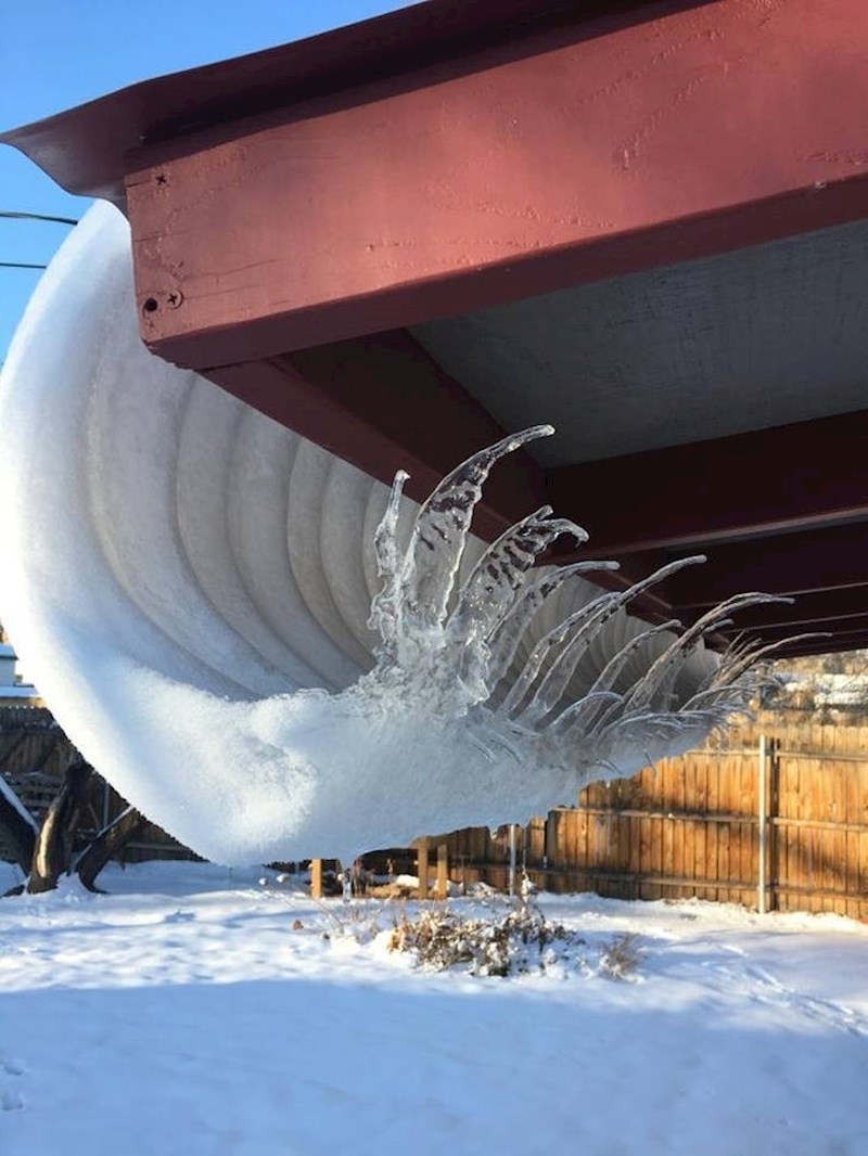 3. Neobična sniježna formacija