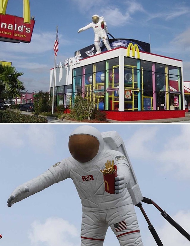 16. SAD, Taxas, Houston, u blizini NASA-inog svemirskog centra