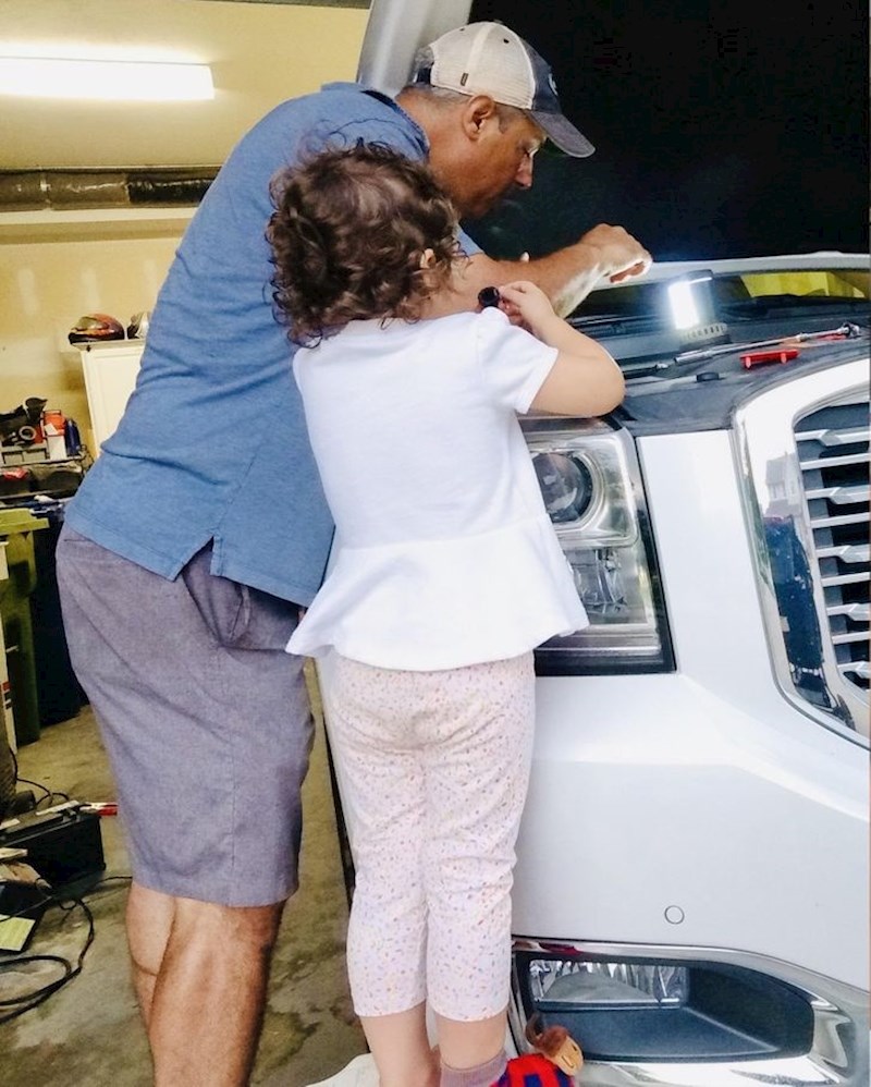 "Ona baš sve želi raditi sa mnom."