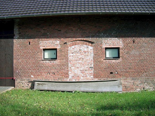 10.