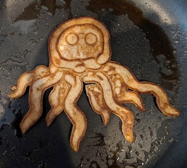 9. Moj sin poželio je palačinke u obliku hobotnice, a dobio ovaj horor