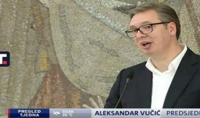 Čudna pogreška iz dnevnika postala je hit na internetu, morate vidjeti kako su potpisali Vučića