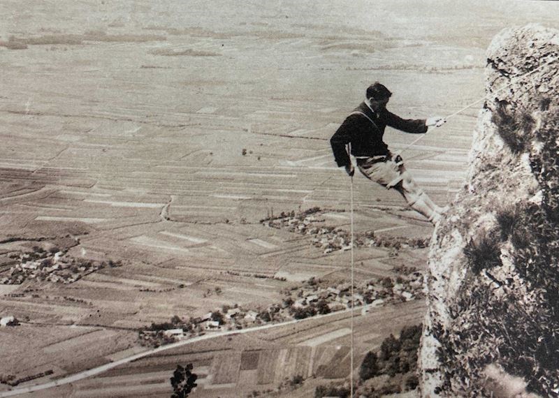 2. Prve planinarske aktivnosti na Medvednici