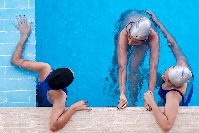 #27 "Plivanje s prijateljicama"; Bursa, Turska