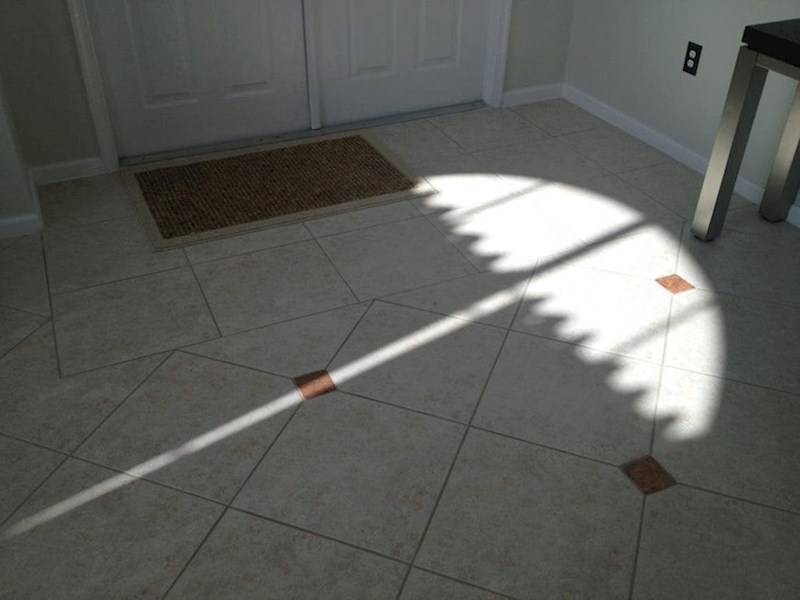 13. Sjena koja izgleda kao kišobran