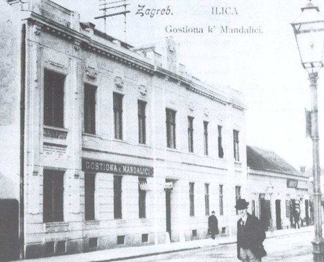 8. Kod gostionice "K Mandalici" u Ilici, od 1892. bilo je okretište konjskog tramvaja.