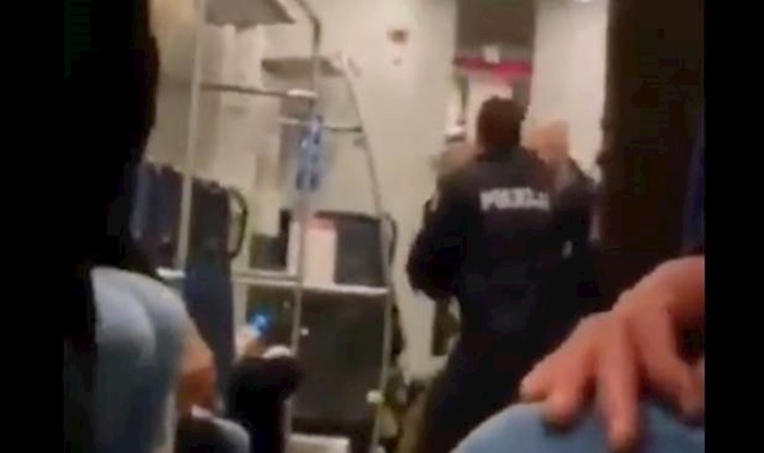 Društvenim mrežama širi se uznemirujući video uhićenja pijanog muškarca u vlaku za Dugo Selo