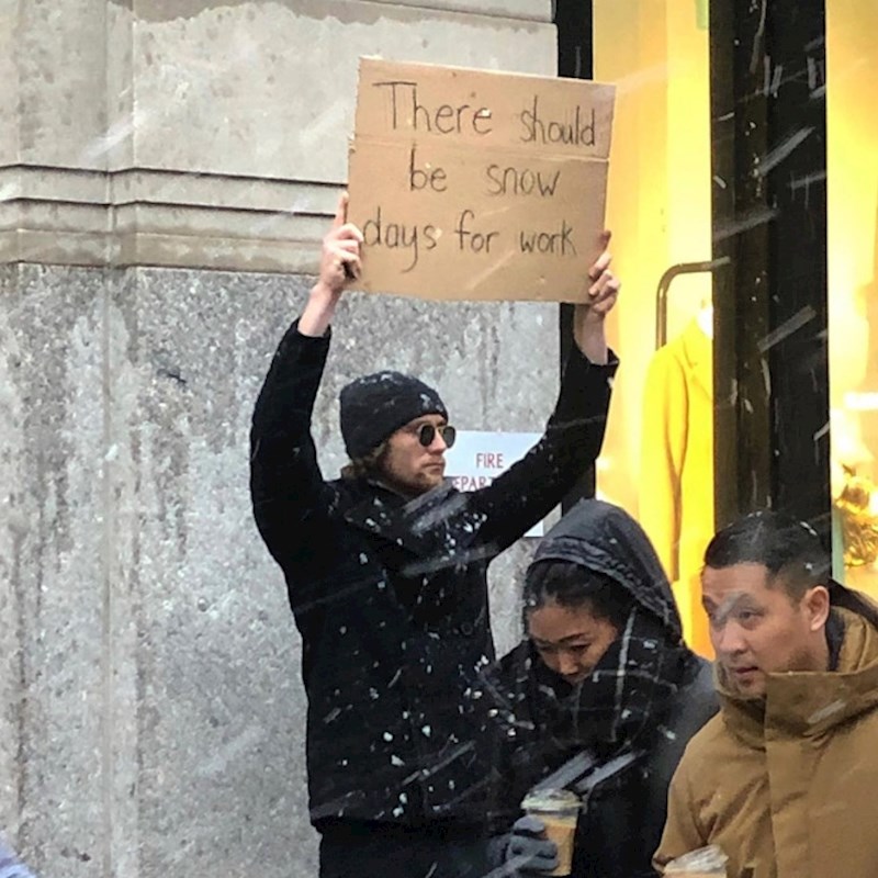 5. Trebali bi postojati slobodni dani kad pada snijeg.