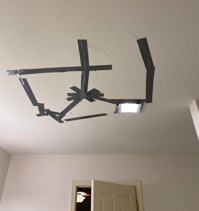 14. ""Odlučio je napraviti detaljnu istragu ventilacijske cijevi sušilice na tavanu dok su mu supruga i dijete otišli na večeru. Plan je skroz propao."