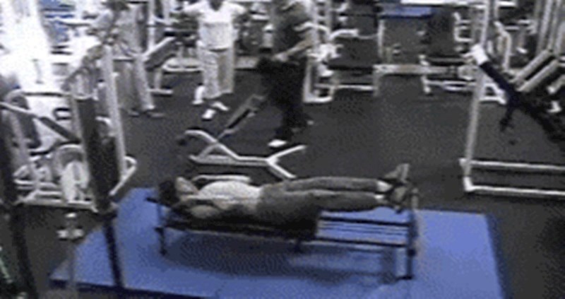 Evo zašto bi uvijek trebali biti pažljivi dok vježbate u teretani