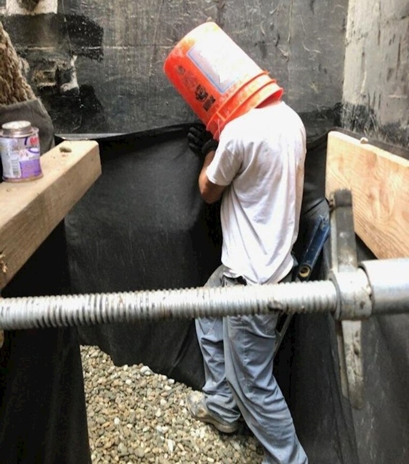 5. Ono kad zaboraviš kacigu kod kuće, a taj dan imaš baš puno posla.