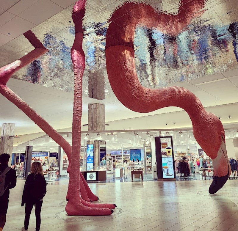 13. Umjetnička instalacija u jednom šoping centru