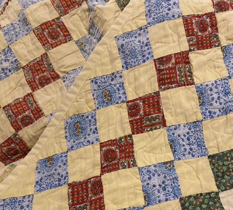 "Moja šukunbaka izradila je ovaj prekrivač i koristimo ga još od tada."