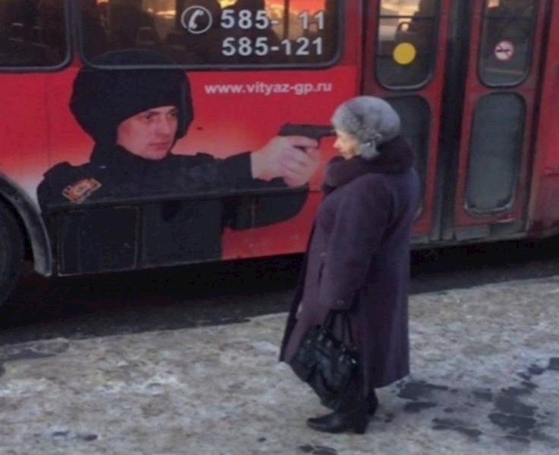 ...sva sreća pa je to samo reklama. :)