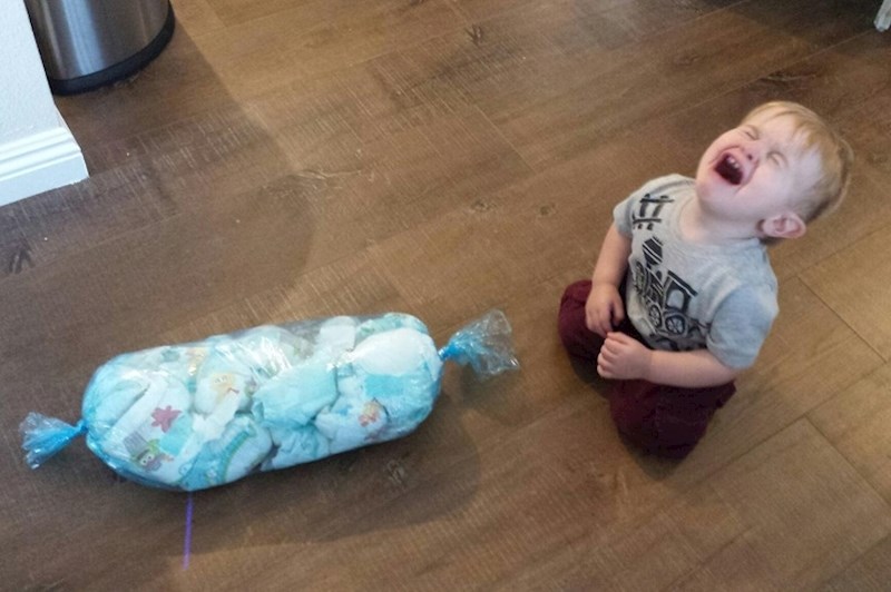 "Nismo mu dopustili da se igra s prljavim pelenama."