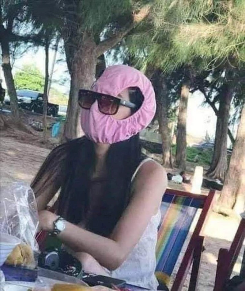 Bitno da su preko gaća na glavi cvike. :D