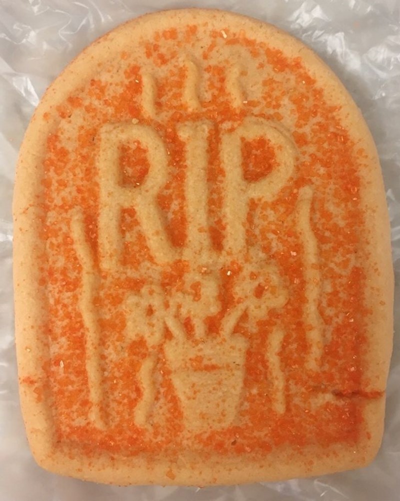 14. U bolničkoj kuhinji odlučili su dekorirati slastice za Noć vještica. Nisu baš promislili ovu ideju...